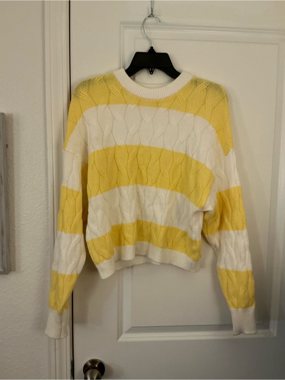 Nwot No Boundaries Yellow and White Striped Cable Knit Crew Sweater